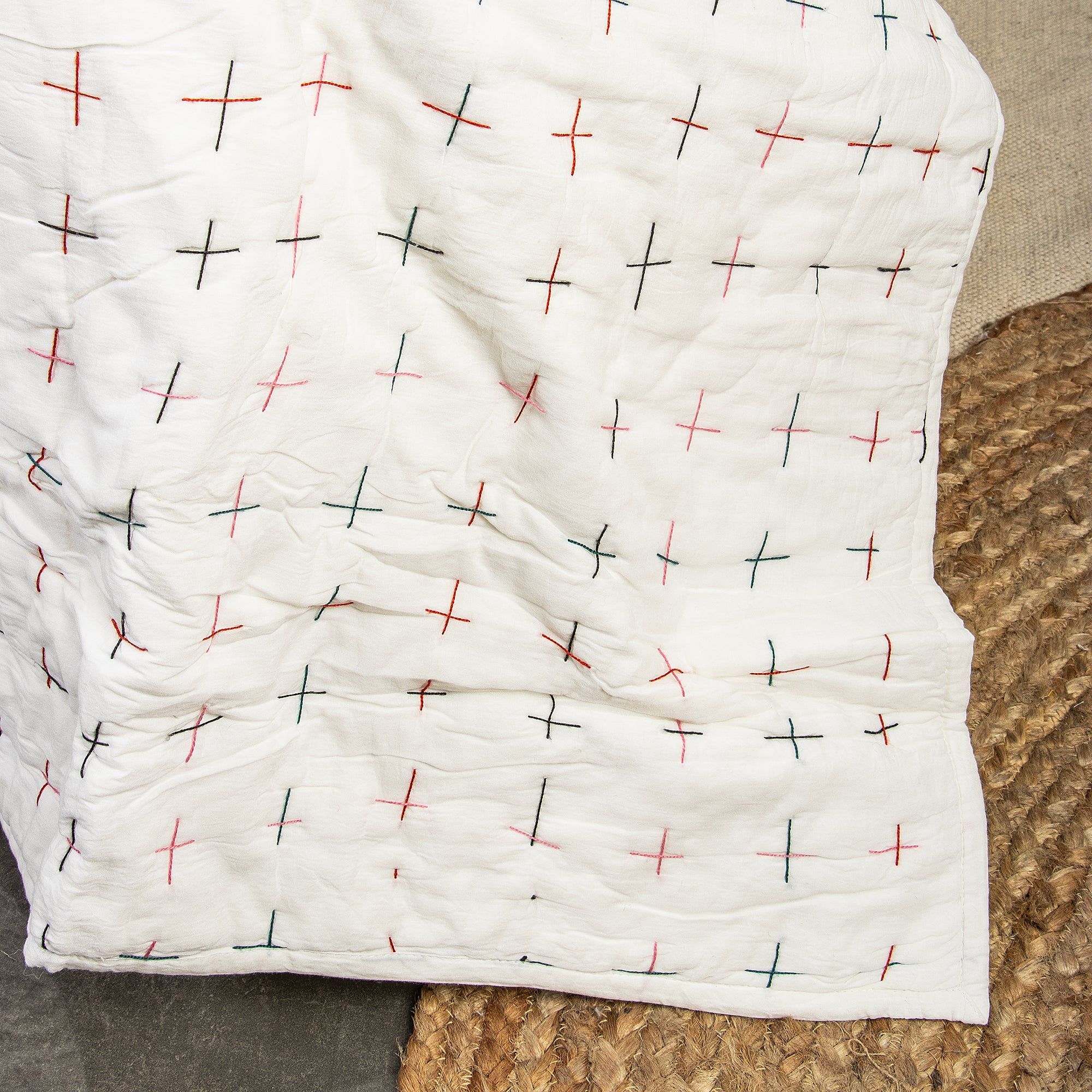 Trendy Handmde Solid Cotton Kantha Soft Blanket For Heavy Winter